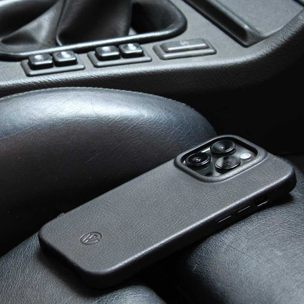 iPhone 12 Pro/12/12 Mini Lederhülle BRUNO mit Magsafe (12er Serie)