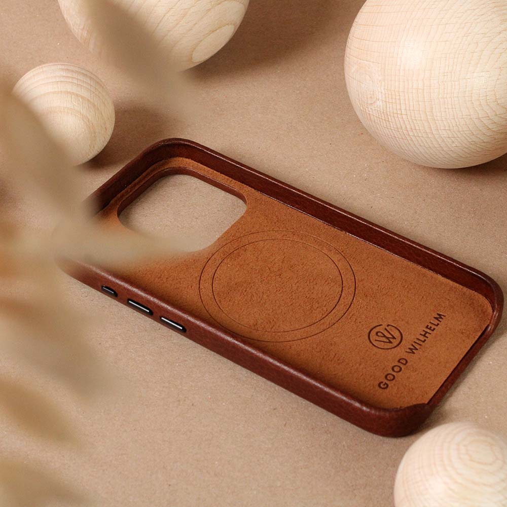 Hellbraune iPhone Hülle aus hochwertigem Leder und Mikrofaser