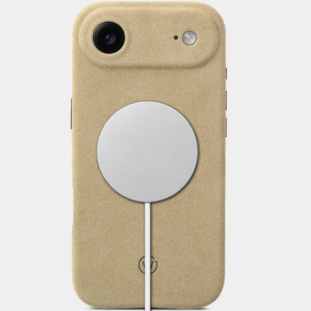 iphone-17-air-alcantara-huelle-beige-vorderseite-magsafe-good-wilhelm