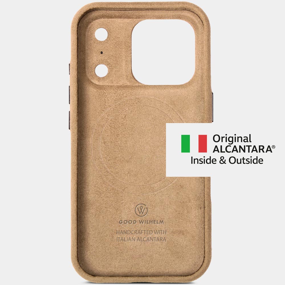 iPhone 17 Pro Alcantarahülle Baltic Sand – Innenseite komplett aus Alcantara, weicher Rundumschutz von Good Wilhelm, auch für iPhone 17 Pro Max Alcantarahülle geeignet
