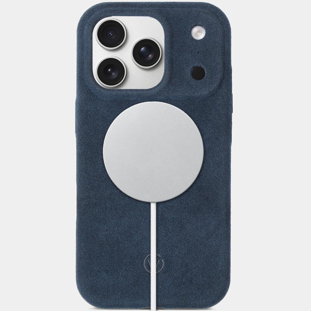 iPhone 17 Pro Alcantarahülle Nordic Blue – Alcantara Schutzhülle mit sicherem Kameraschutz, Good Wilhelm Design, auch für iPhone 17 Pro Max